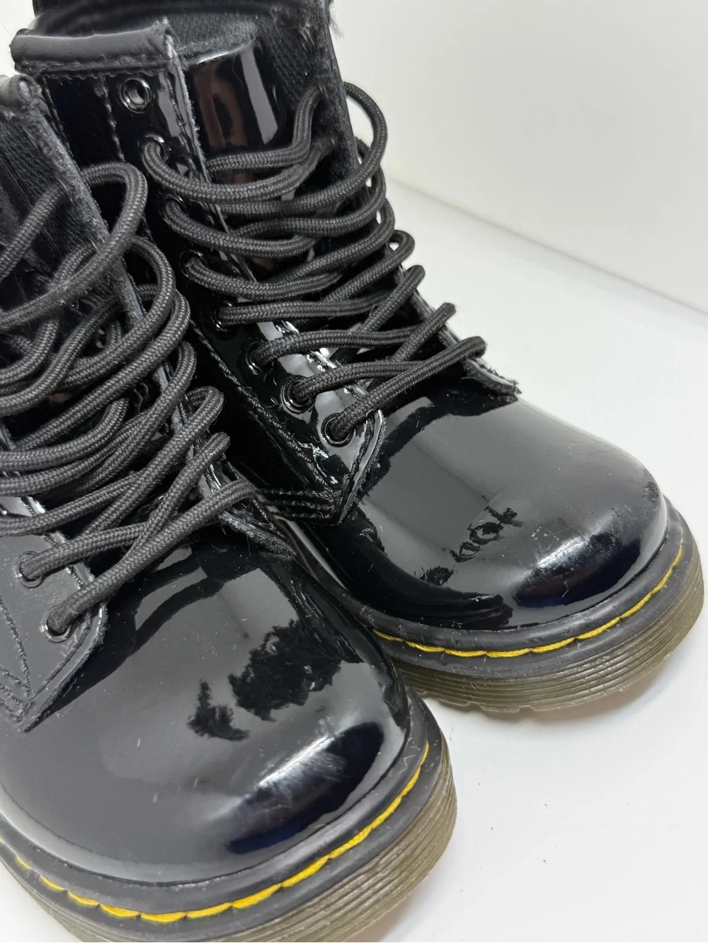 Dr. Martens Toddler Patent Leather Boots Black Size 7 – Kids